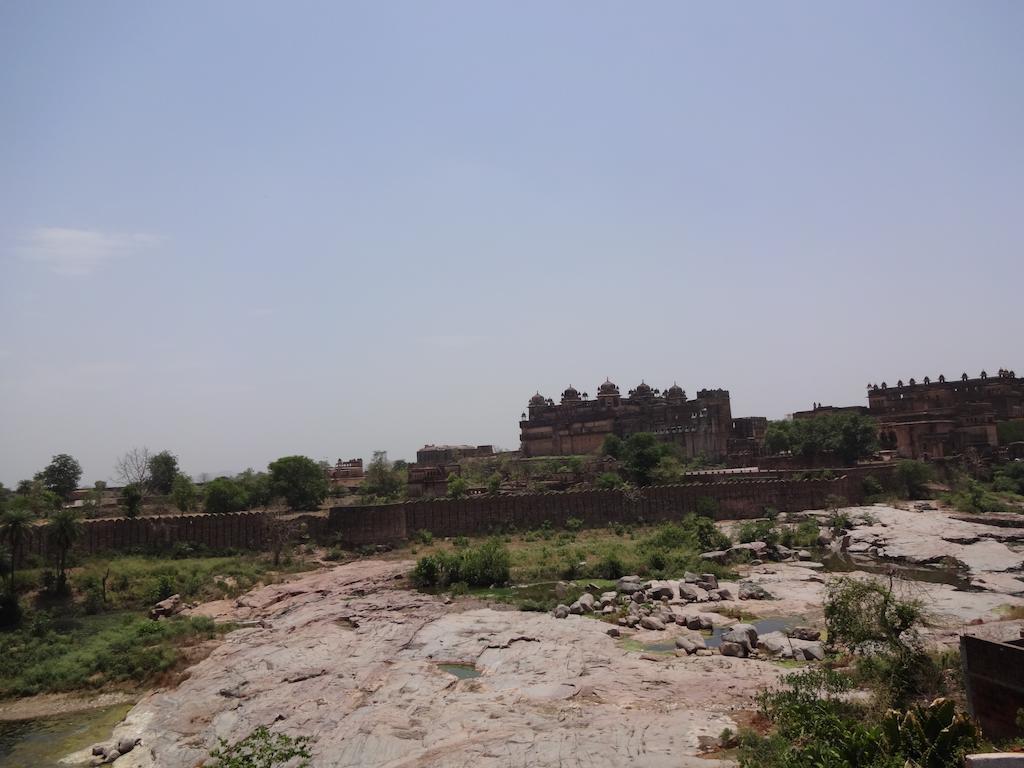 Hotel Fort View Orchha Bagian luar foto