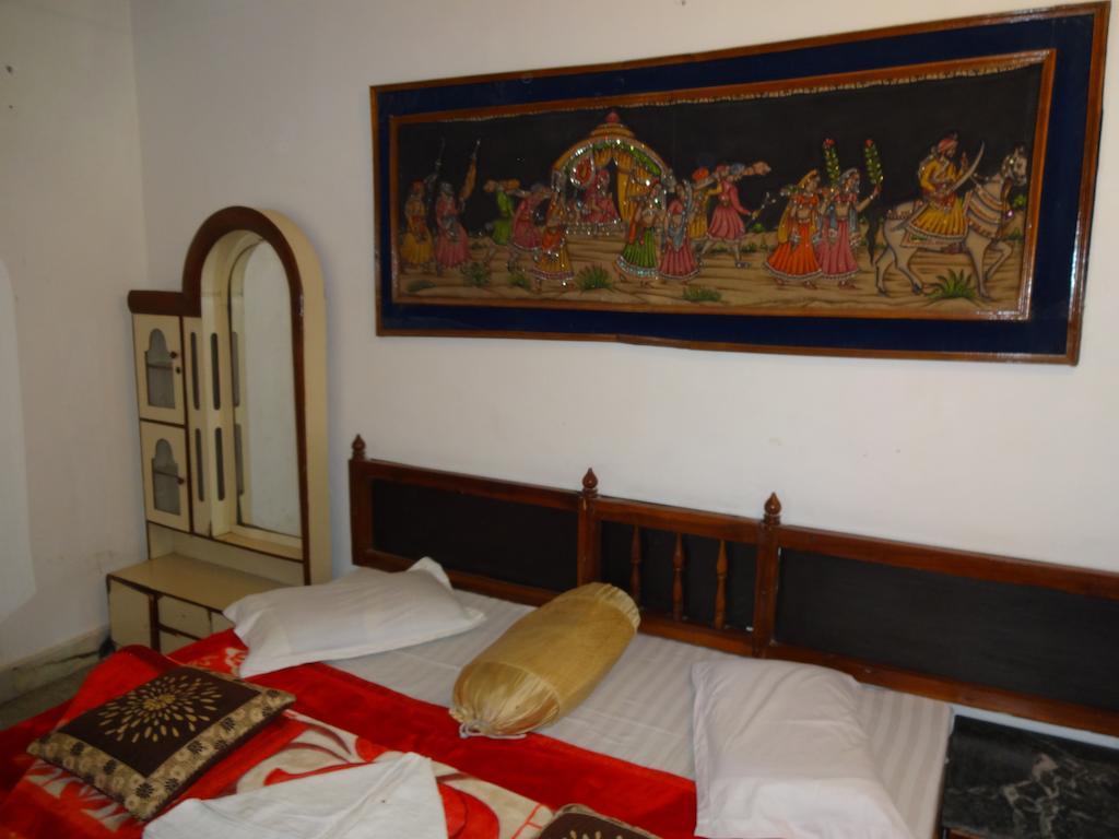 Hotel Fort View Orchha Ruang foto